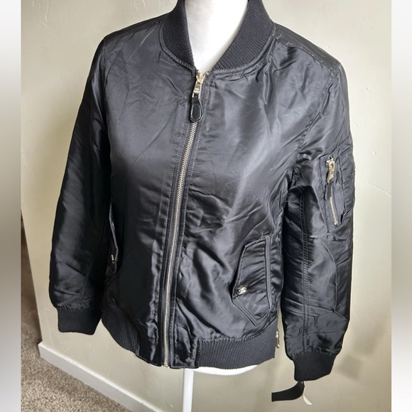 Steve Madden Jackets & Blazers - Steve Madden Satin Bomber Jacket Women’s XS black Quilted lines Military Y2K New